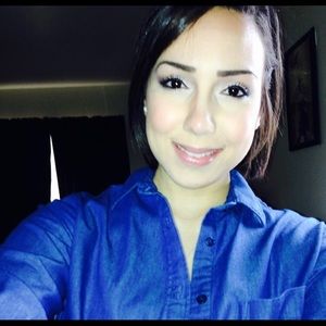 Meet your Posher, Vivian